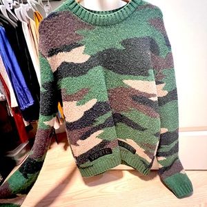 Authentic Off White camouflage sweater